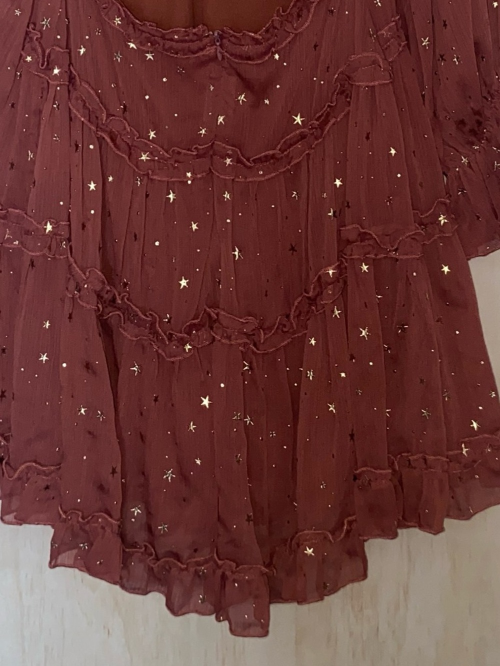entro Rust Red Long Sleeve Star-Print Ruffle Mini Dress - Picture 3 of 10